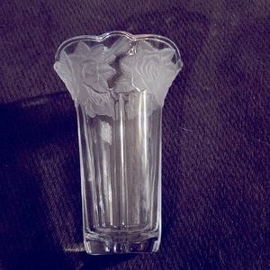 Crystal frosted flower vase
